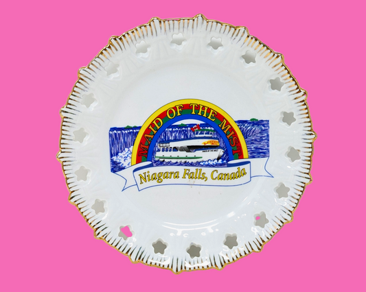 Vintage 1990's Niagara Falls Decorative Plate