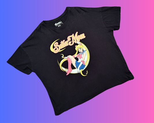 Y2K Sailor Moon T-Shirt Size XL