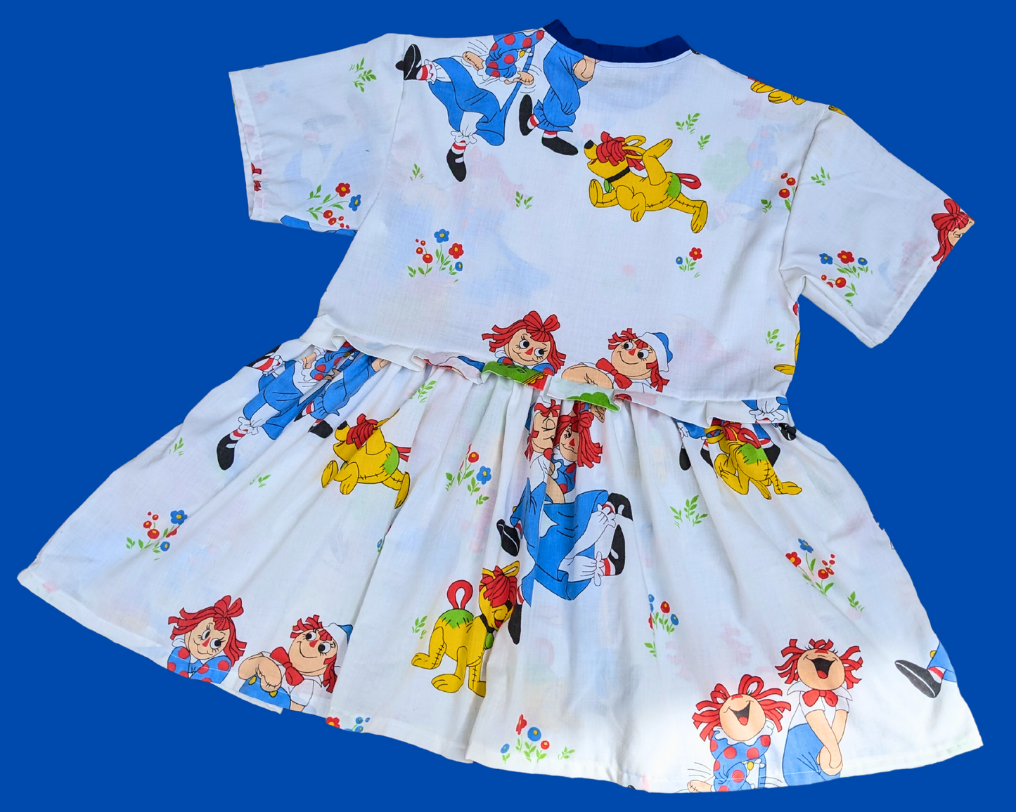 Fait à la main, robe t-shirt Pokemon drap de lit recyclé pour SML-XL