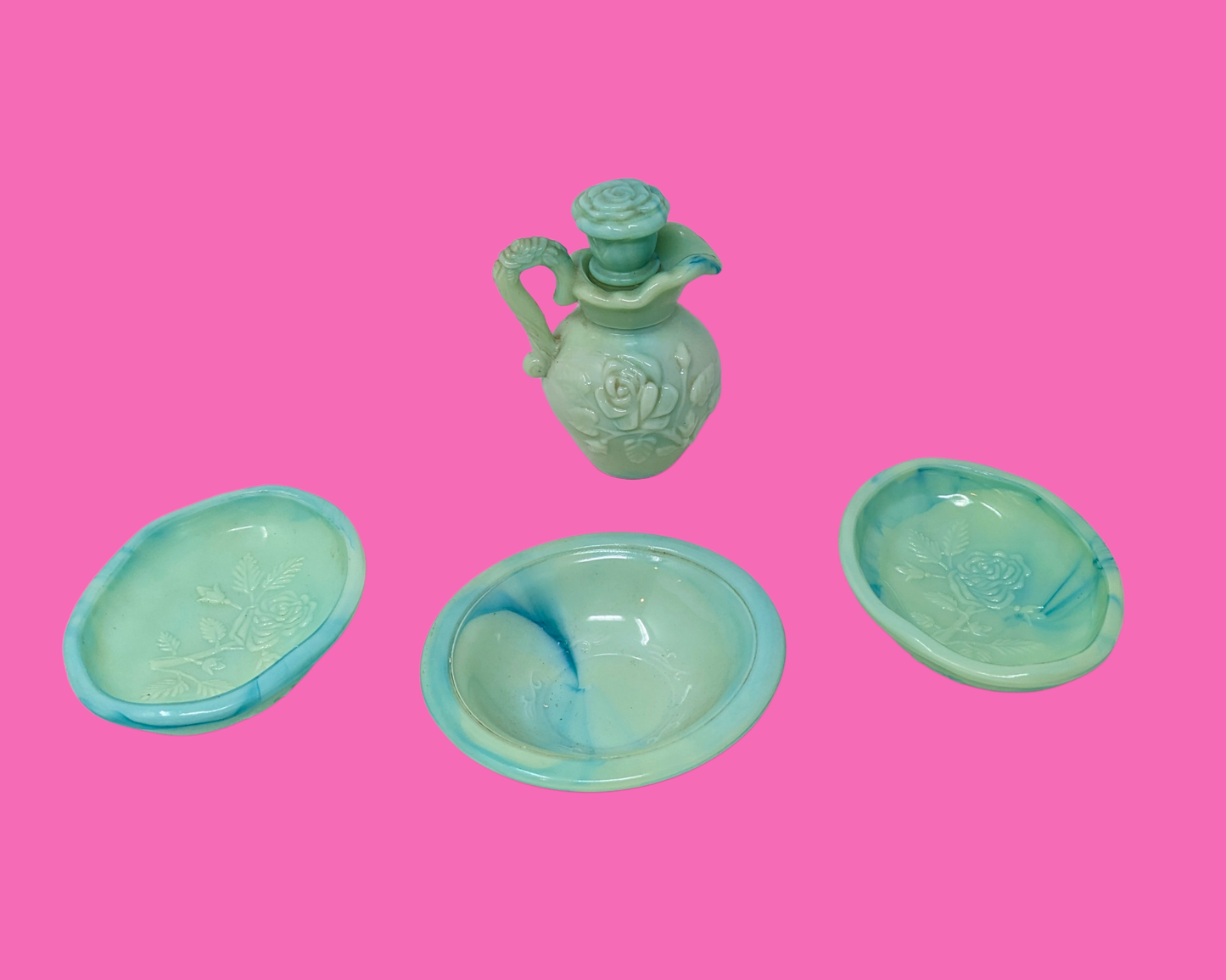 Vintage 1980's Bathroom Accessories Set of 3 Pieces by Avon