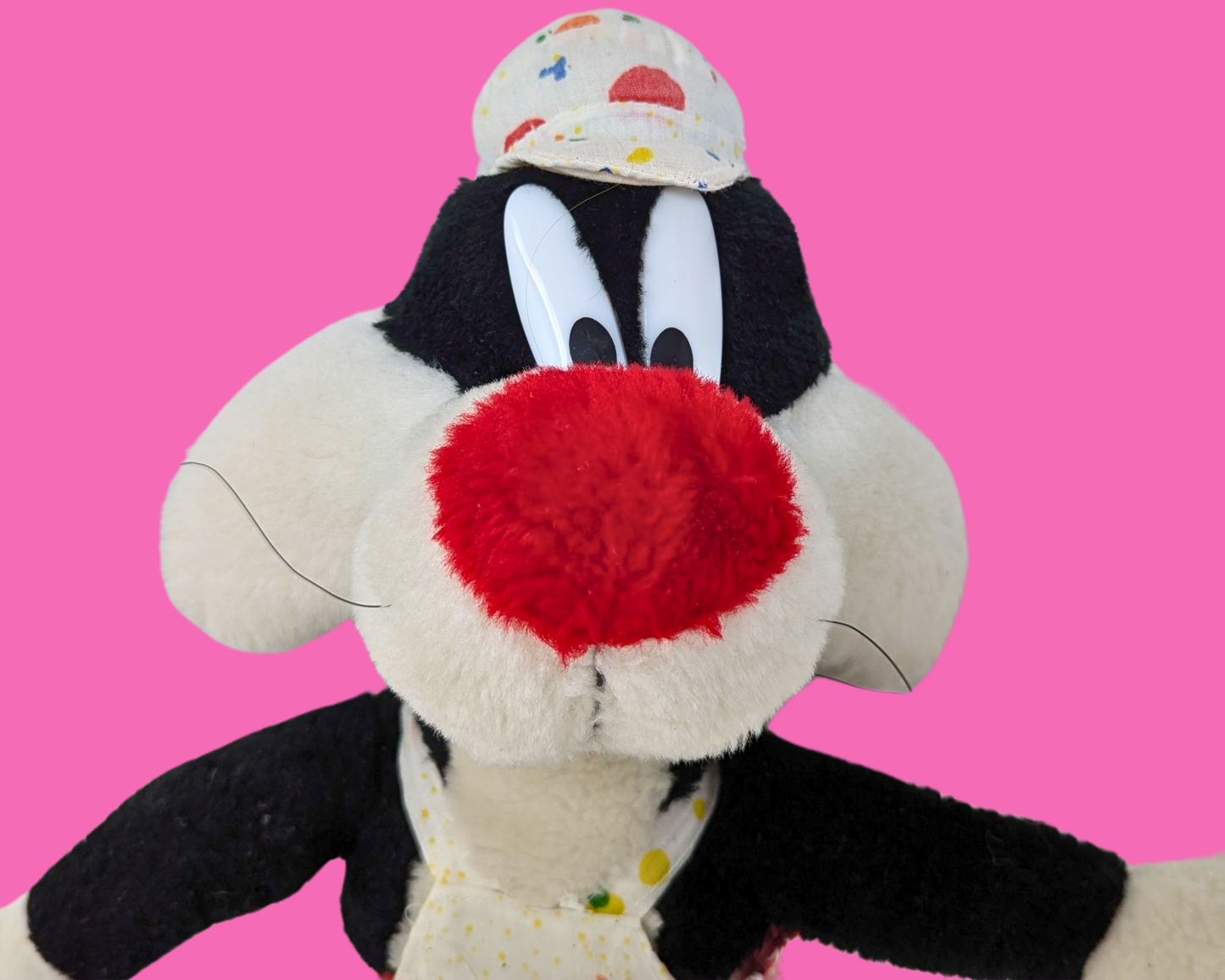 Vintage 1990's Official Looney Tunes, Sylvester Plush Toy