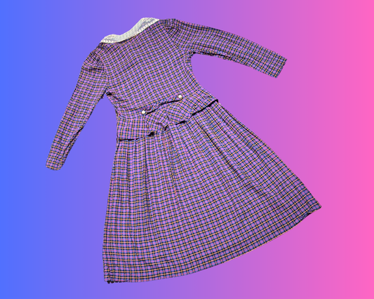 Vintage 1970's Elegant, Purple Plaid Pattern Dress with Collar Size M