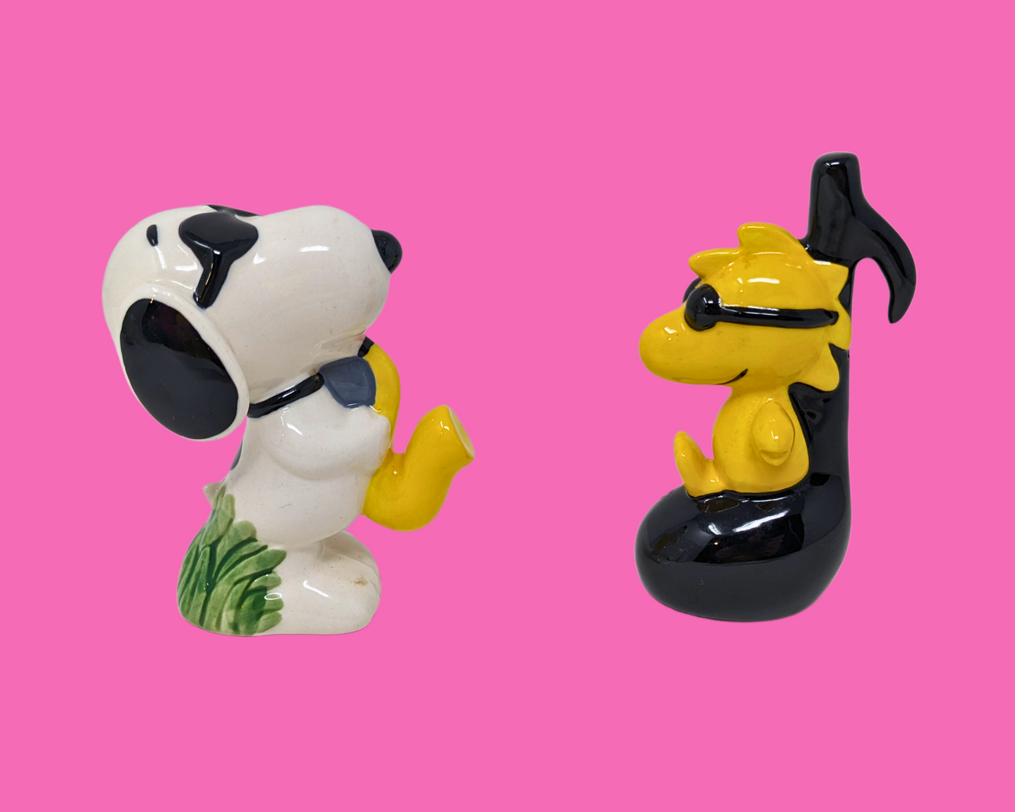 Vintage 1990's Peanut, Charlie Brown, Woodstock and Snoopy Salt and Pepper Shakers