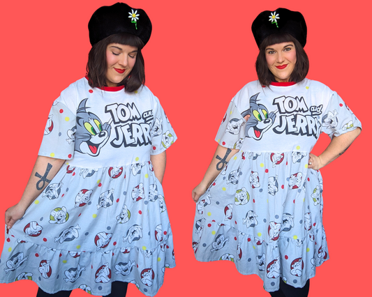 Handmade, Upcycled Vintage 1990's Tom and Jerry Bedsheet and Pillowcase T-Shirt Dress Fits Size S-M-L-XL