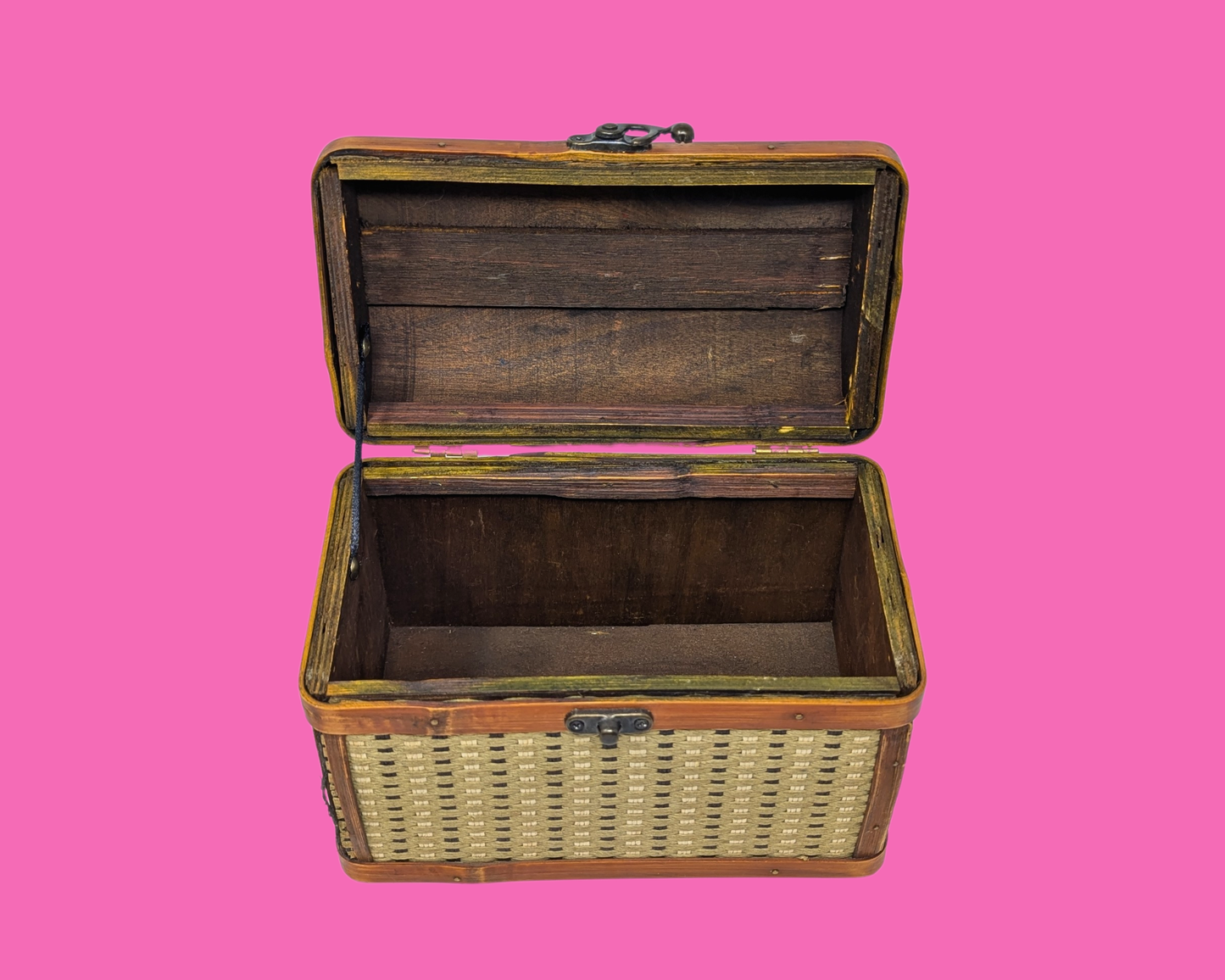 Vintage 1990's Small Wicker Box