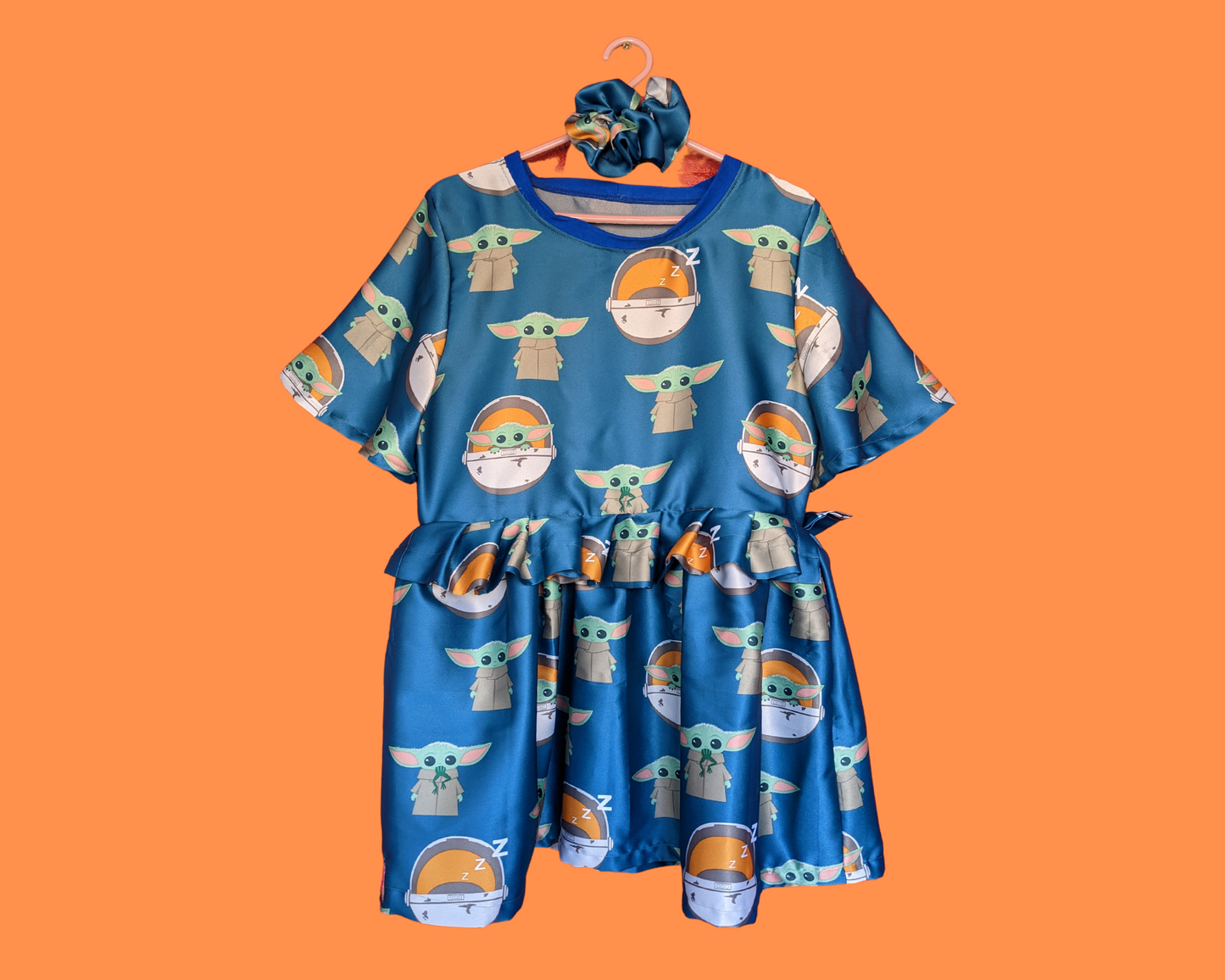 Fait à la main, robe t-shirt Pokemon drap de lit recyclé pour SML-XL