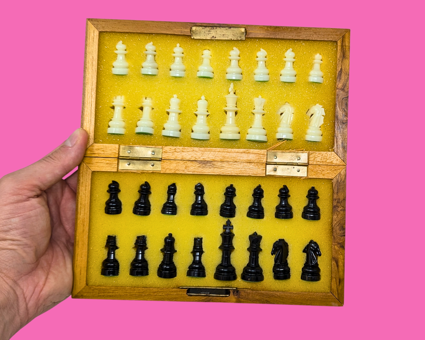 Vintage 1990's Portable Chess Game