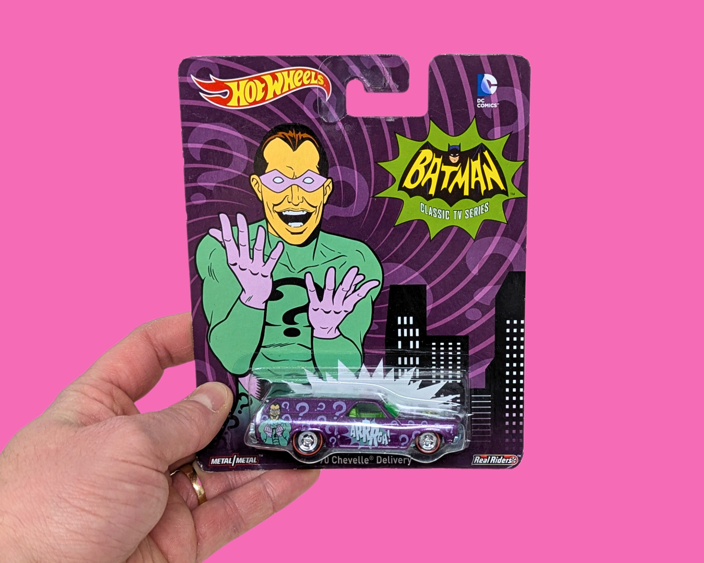 Y2K Collectible Sealed Hot Wheels Batman The Riddler 70's Chevelle Delivery Automobile Toy