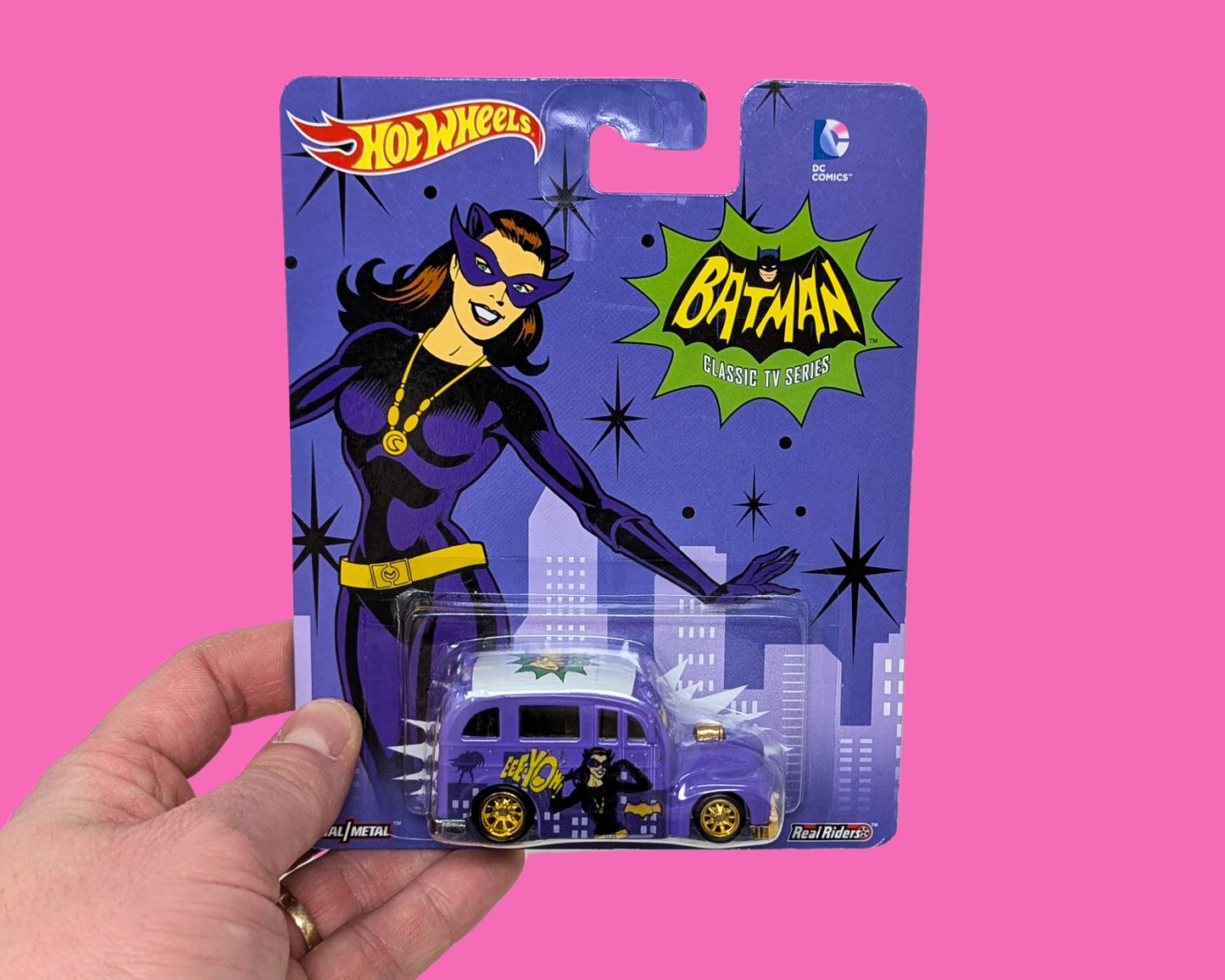 Y2K Collectible Sealed Hot Wheels Batman Bat Girl School Busted Automobile Toy