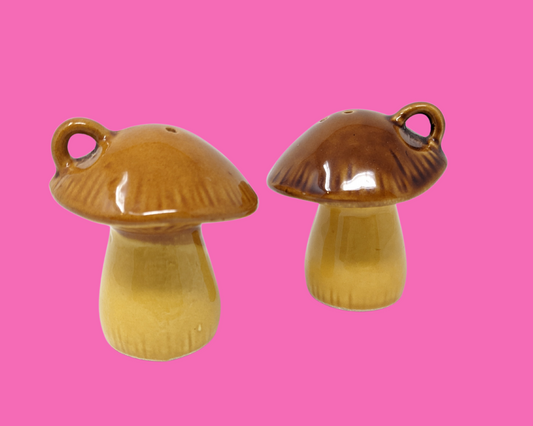 Vintage 1970's Mushrooms Salt and Pepper Shakers Made in Japan