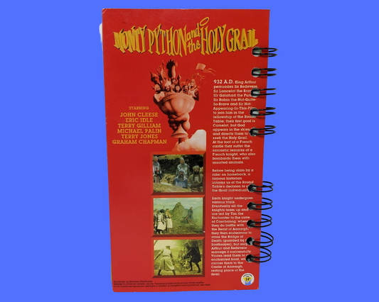 Cahier de film VHS Monty Python et le Saint Graal