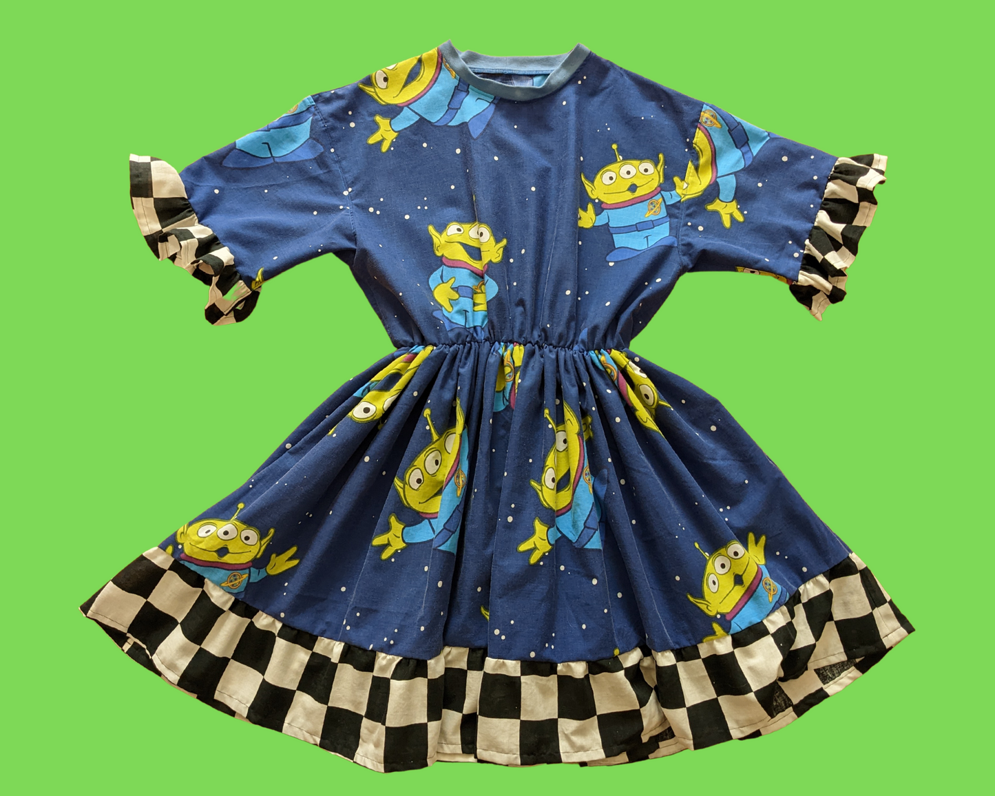 Robe t-shirt en drap de lit Toy Story recyclée à la main pour SML-XL